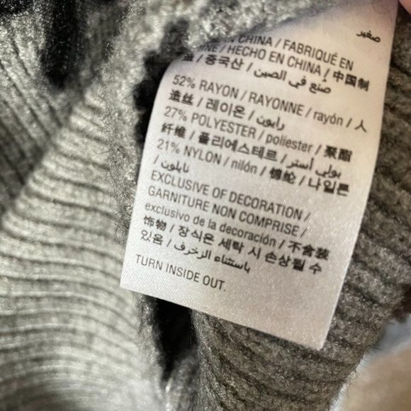 I.N.C. International Concepts Gray & Black Sweater - Picture 7 of 10